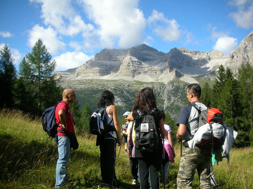 Alpotel Dolomiten Molveno Eksteriør billede